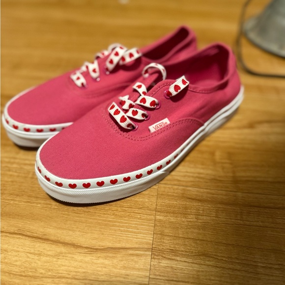 Vans Authentic Pink Sneakers with Heart Foxing & Laces - Juniors 6 (Women's 7.5) - Picture 4 of 14